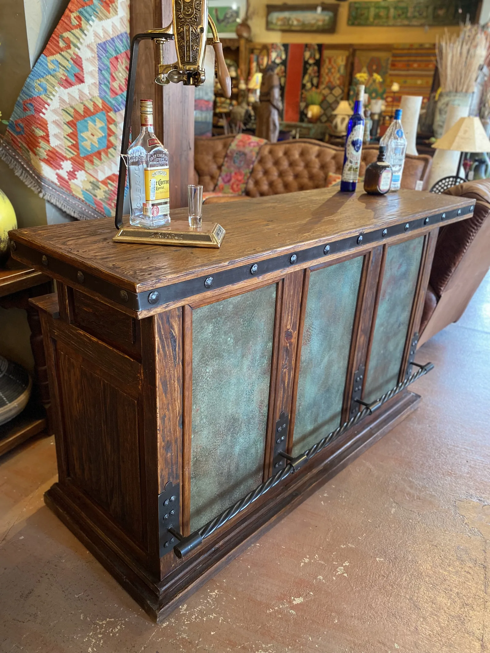 Patina Copper Bar