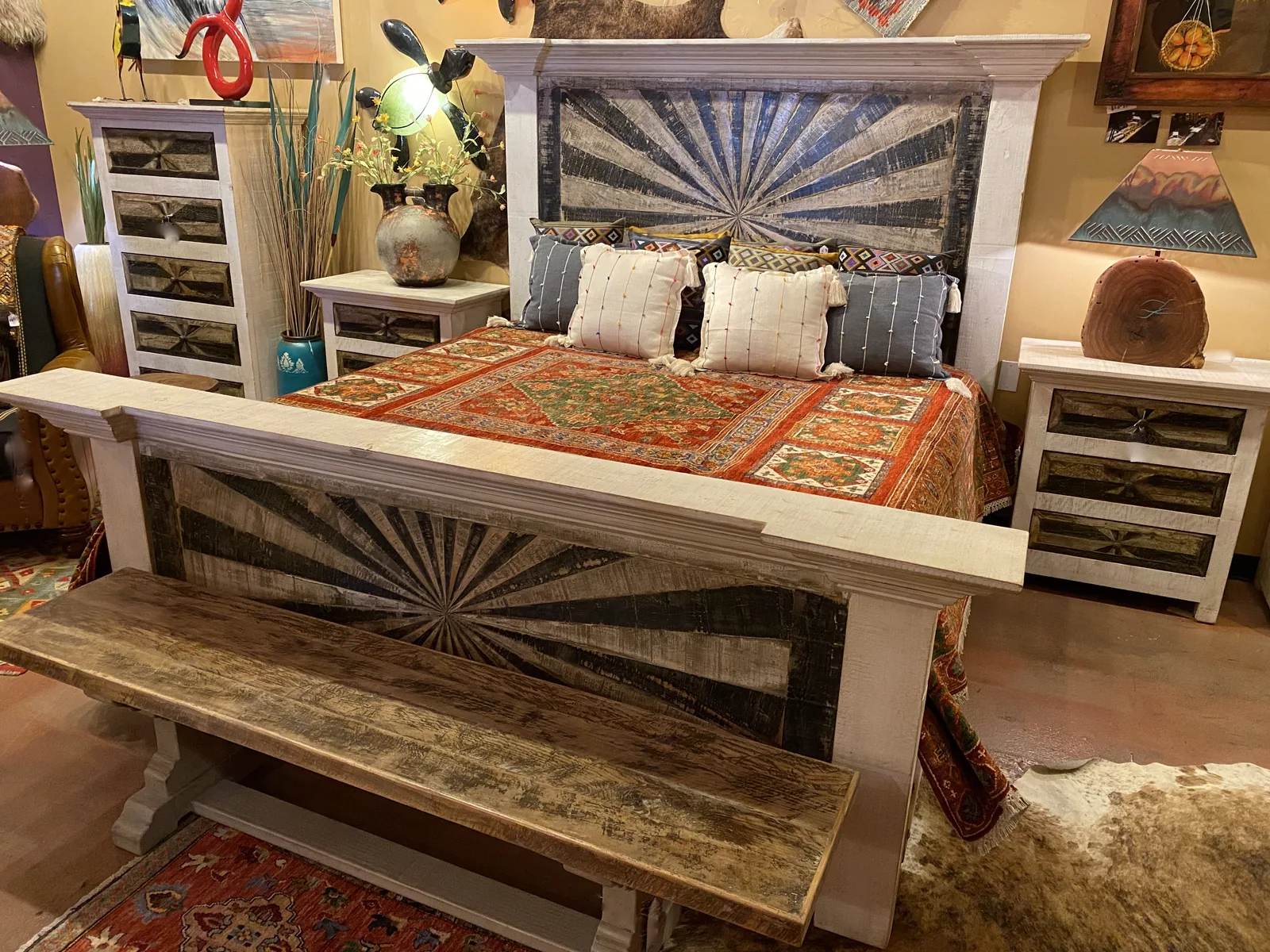 Starbust Bed in White Wash