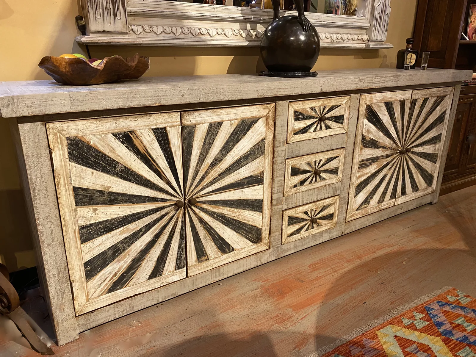 Starburst White Wash Buffet