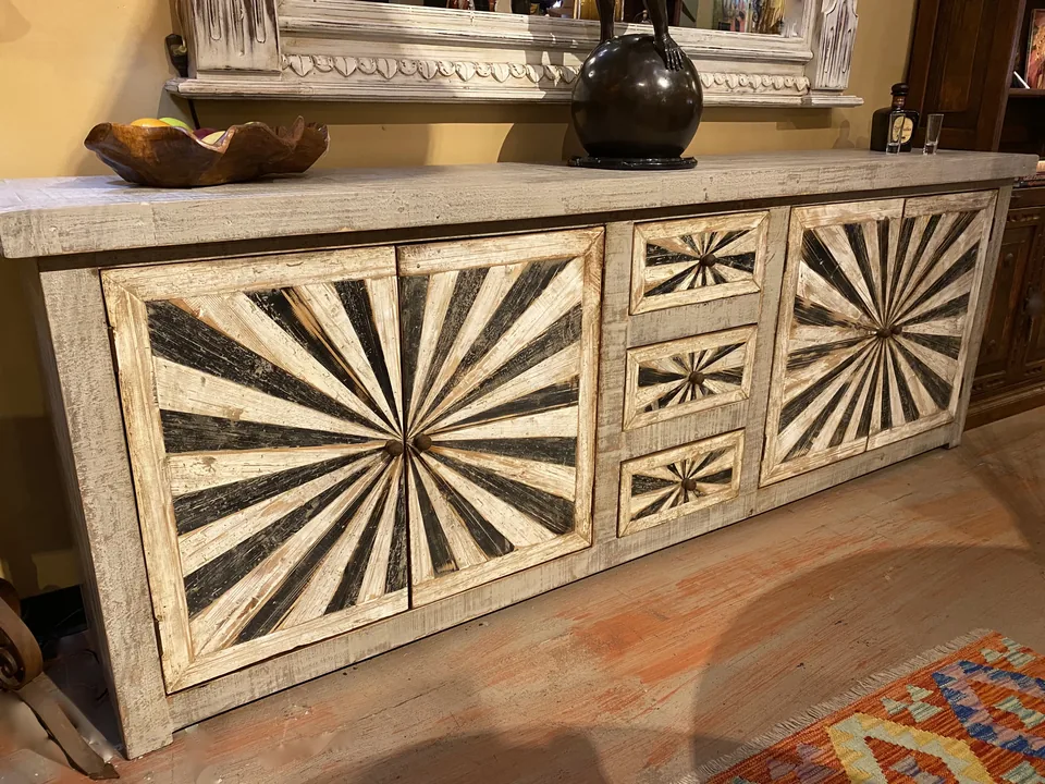 Starburst White Wash Buffet