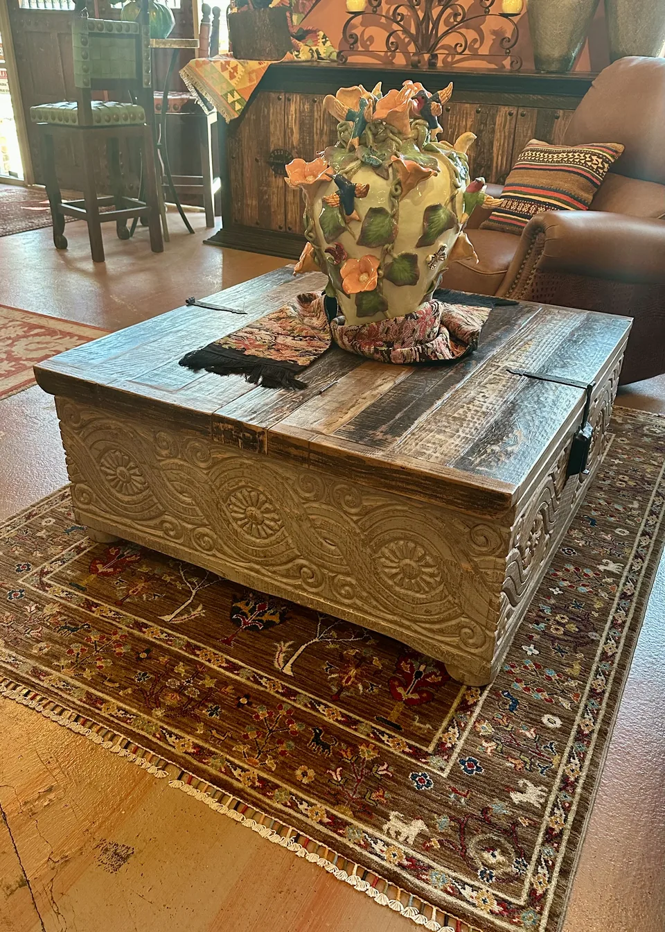 Carved Double Lift Coffee Table in White