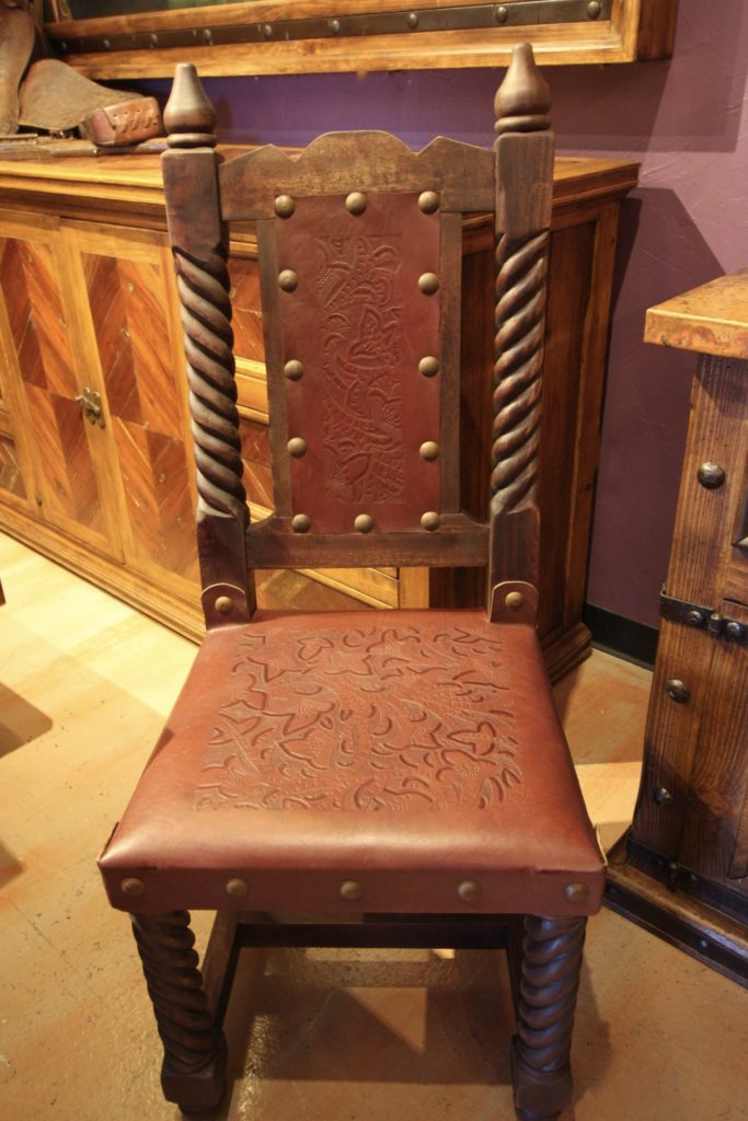 Rey Salomón Tooled Leather Chair in Red Guinda (doable in other color)