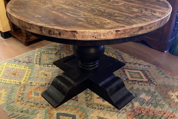 Farmhouse Round Dining Table on Wood Pedestal