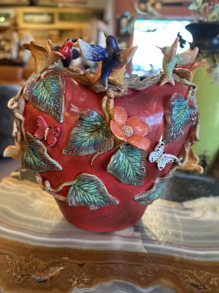 "Red Heart Hummers" Sculpted Vase