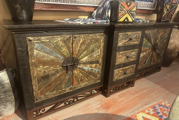 Color Pie Buffet Iron Base