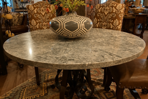 Grey Onyx Round Table